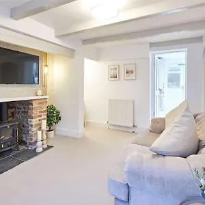  Holiday home Bridge In